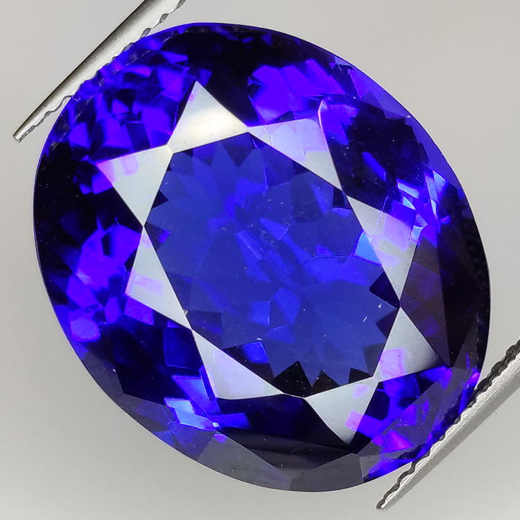 Tanzanite oval cut 18.29t