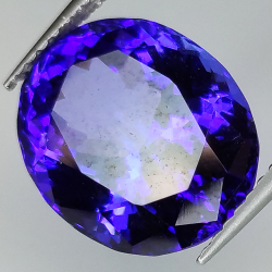 Tanzanite taille ovale 6.78ct