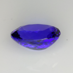 Tanzanite taglio ovale 6.88t