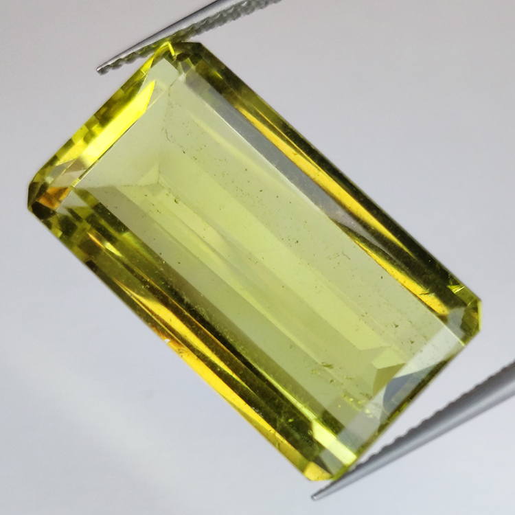 Lemon quartz emerald cut 26.74ct -14x14mm