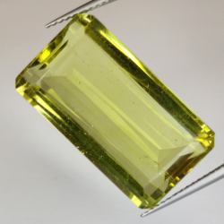 Lemon quartz emerald cut 26.74ct -14x14mm