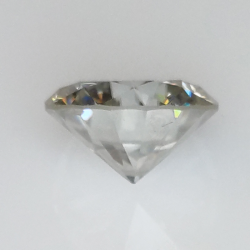 2.10ct Moissanite round cut 8.42x8.46mm