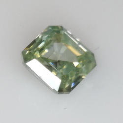 2.38ct Moissanita Verde talla esmeralda 7.57x7.80mm