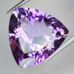 10.52ct Amatista talla trilliant 15.75x15.70mm