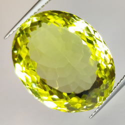 Quartz citron de taille ovale 19.44ct