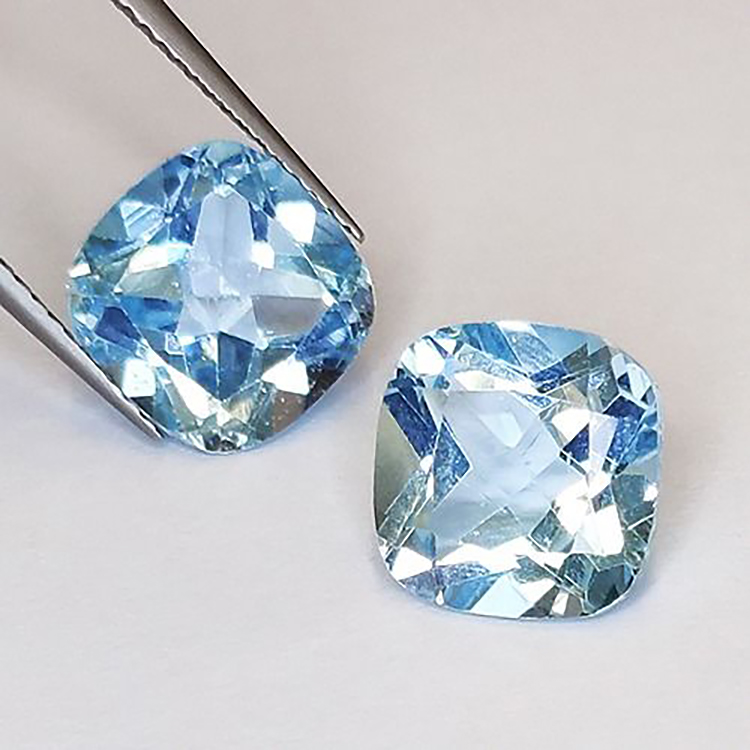 10,05 ct Blautopas im Kissenschliff, Paar 10 mm