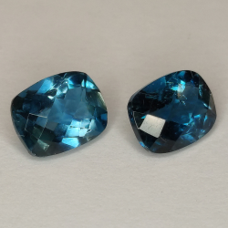 Londoner Topas blau schachbrettartig geschliffen 8 x 6mm 1Stk