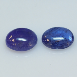 Tanzanite oval cabochon cut