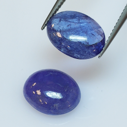 Tanzanite oval cabochon cut