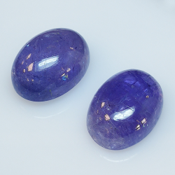 Tanzanite ovale taglio cabochon