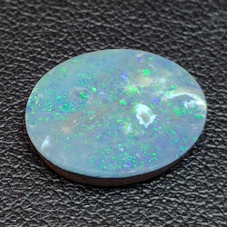 Dublette Australischer Opal Oval 3,98ct