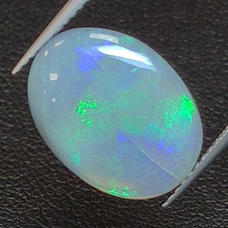 Opale ovale doppio cabochon 4,98ct