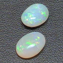 Oval cabochon opal 3.91ct