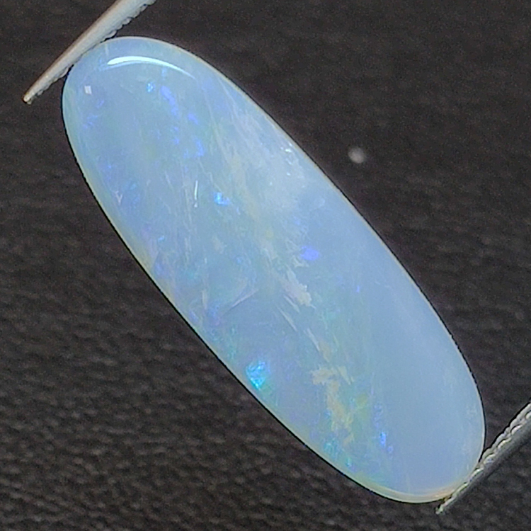 3.94ct Noble Oval cabochon opal