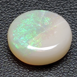 3,79 ct Opale nobile rotonda cabochon