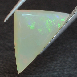 2,41ct Edler Opal-Cabochon