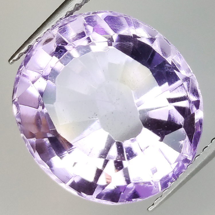 11,49ct Amethyst oval geschliffen 16,15x13,50mm