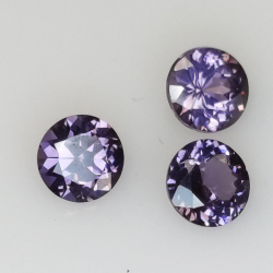 1.49ct Spinel rond coupé 4.8 à 4.9mm