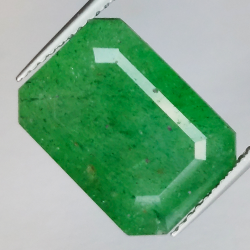 9.0ct Cuarzo verde talla Esmeralda 15 X10mm