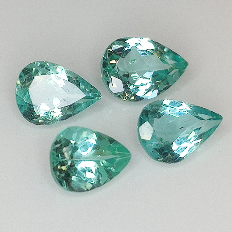 Lot 2.88ct Apatite Paraiba colour pear size 7x5mm