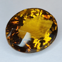 25.12ct Cuarzo Honey talla oval 21x16mm