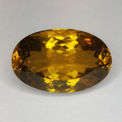 23.30ct Cuarzo Honey talla oval 22x14mm