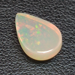 Opale Éthiopie (Wello) de taille poire 11.42 x 7.30 mm 1.59 CT