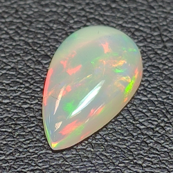 Äthiopischer (Wello) Opal im Birnenschliff 12.34 x 7.35 mm 1.51ct