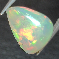 Äthiopischer (Wello) Opal im Birnenschliff 10.65x 8.39  mm 2.37ct