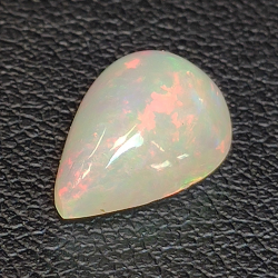 Äthiopischer (Wello) Opal im Birnenschliff 11.72 x 8.39 mm 1.93ct