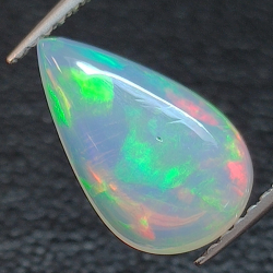 Äthiopischer (Wello) Opal im Birnenschliff 12.38 x 7.60 mm 1.43ct