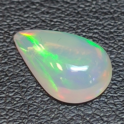 Opale D'Éthiopie Welo - 1,12 Carats - Coupe Ovale - Couleur Jaune Opalescent - Sans Emballage