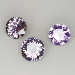 Spinel round size  4.52 a 4.97 mm 1.17ct