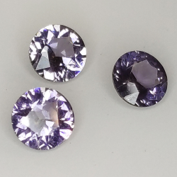 Spinel round size 4.49 a 4.69 mm 1.09 ct