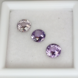 Spinel round size 4.74 a 5 mm 1.32 ct