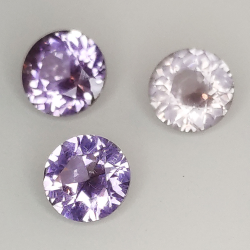 Spinel round size 4.74 a 5 mm 1.32 ct