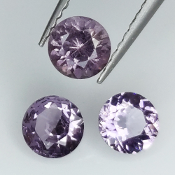 Spinel rond coupé 4.49 à 4.66 mm 1.12ct