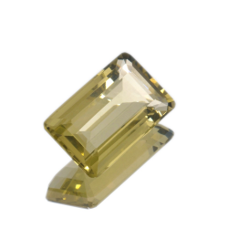 22,02ct Lemon Quartz Emerald Shape