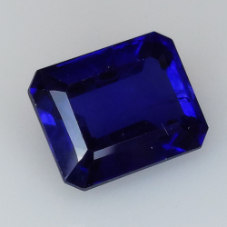 6,65 ct blauer Verneuil-Saphir im Smaragdschliff, 11,07 x 6,99 mm