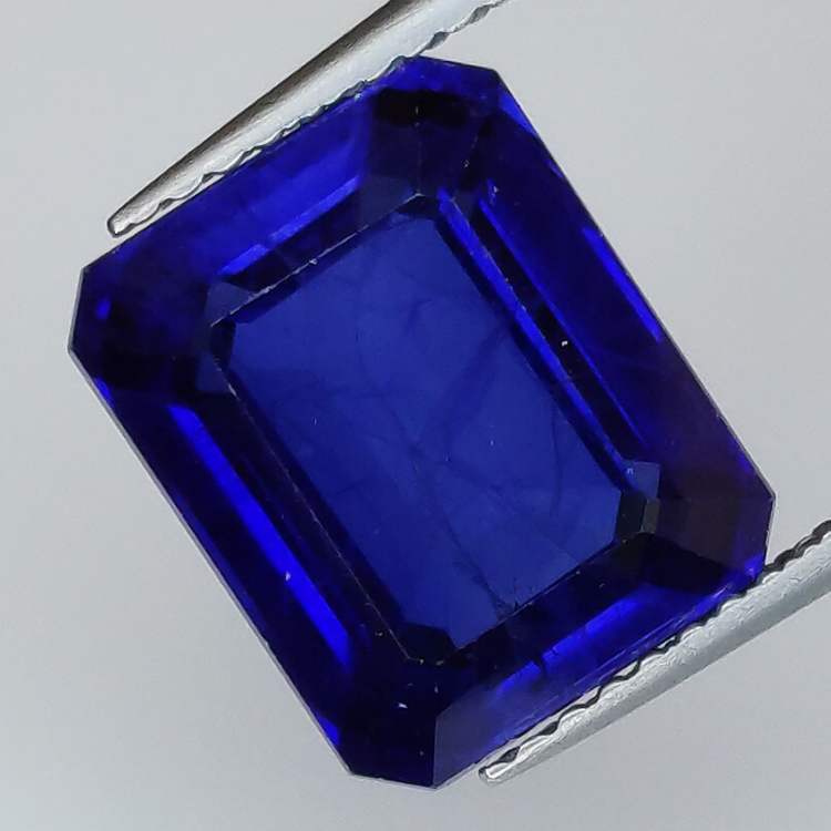 6,65 ct blauer Verneuil-Saphir im Smaragdschliff, 11,07 x 6,99 mm