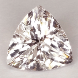 2.93ct Morganita talla trilliant 4.85x4.91mm