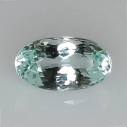 0,43 ct Paraiba-Turmalin im Ovalschliff 6,19 x 3,43 mm