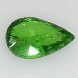 1,07 ct Grenat Tsavorite taille poire 7.30x5.16mm