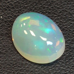 Opal Ethiopia oval cut 2.33 ct