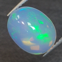 Opal Äthiopien im Ovalschliff 2.19 ct