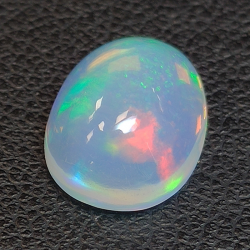 Opal Äthiopien im Ovalschliff 2.19 ct