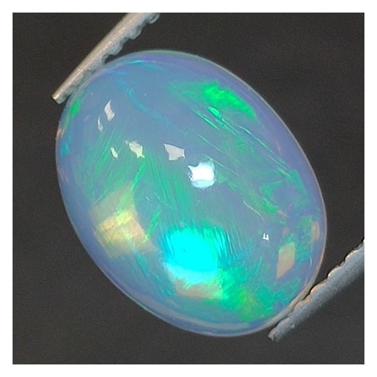 Opale Etiopia taglio ovale 1.88 ct