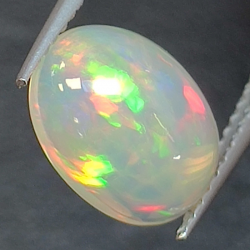 Opal Ethiopia oval cut 1.34 ct