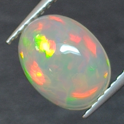 Opal Ethiopia oval cut 1.34 ct