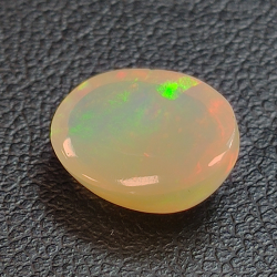 Opal Ethiopia oval cut 2.22 ct